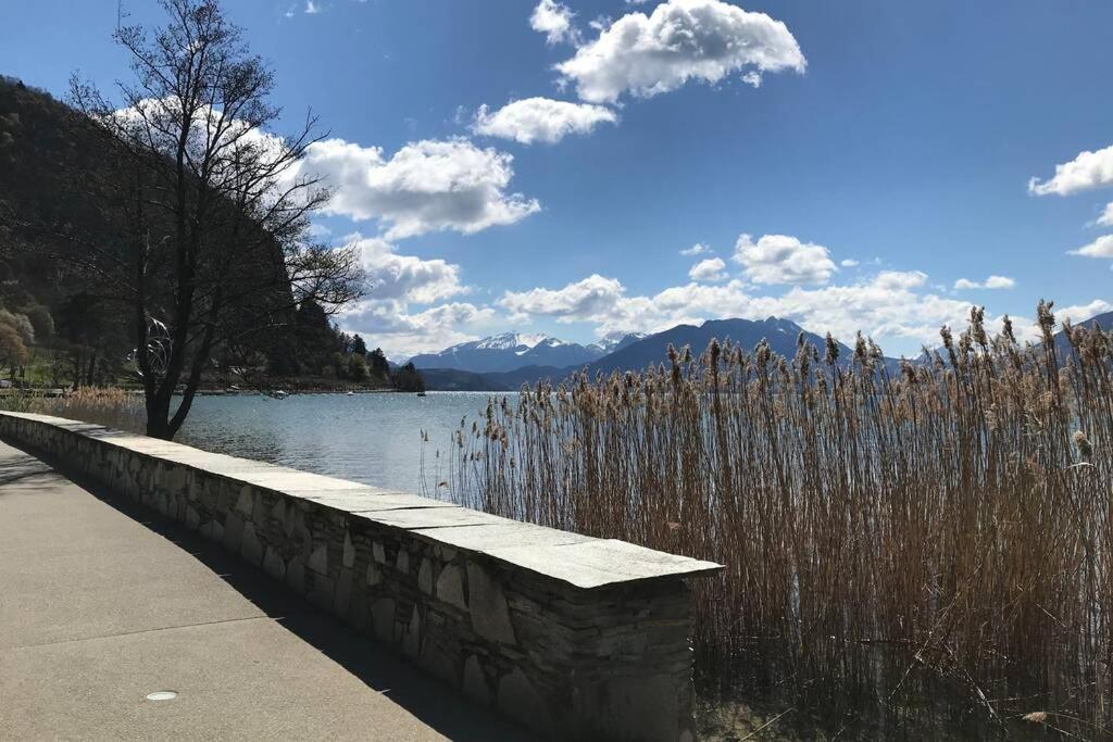 Chez Jacques - Terrasse Avec Vue Lac Et Montagne Annecy Exterior foto